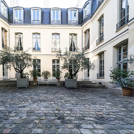Pick A Flat's In Place Des Vosges - Rue Saint-gilles Apartment *